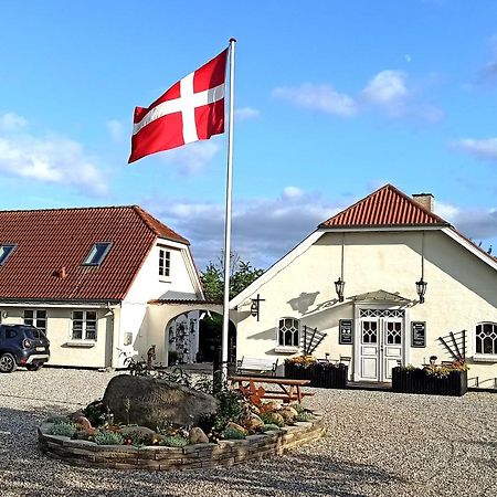 Dragondrum Bed & Kitchen Ullerslev Exterior foto