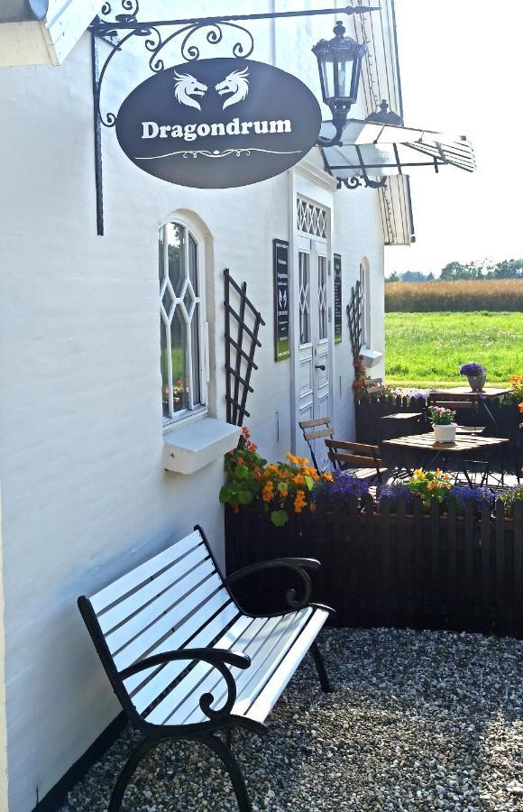 Dragondrum Bed & Kitchen Ullerslev Exterior foto